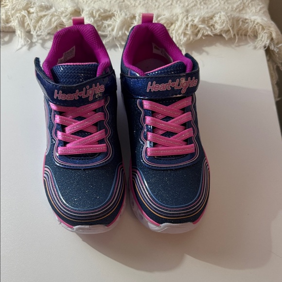 Skechers Heart Lights - Navy and Pink Sneakers - Picture 2 of 15